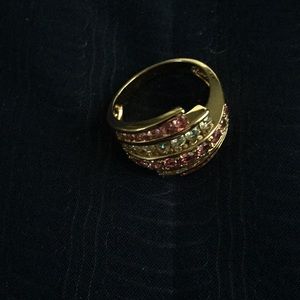 Ring with pretty pink stones